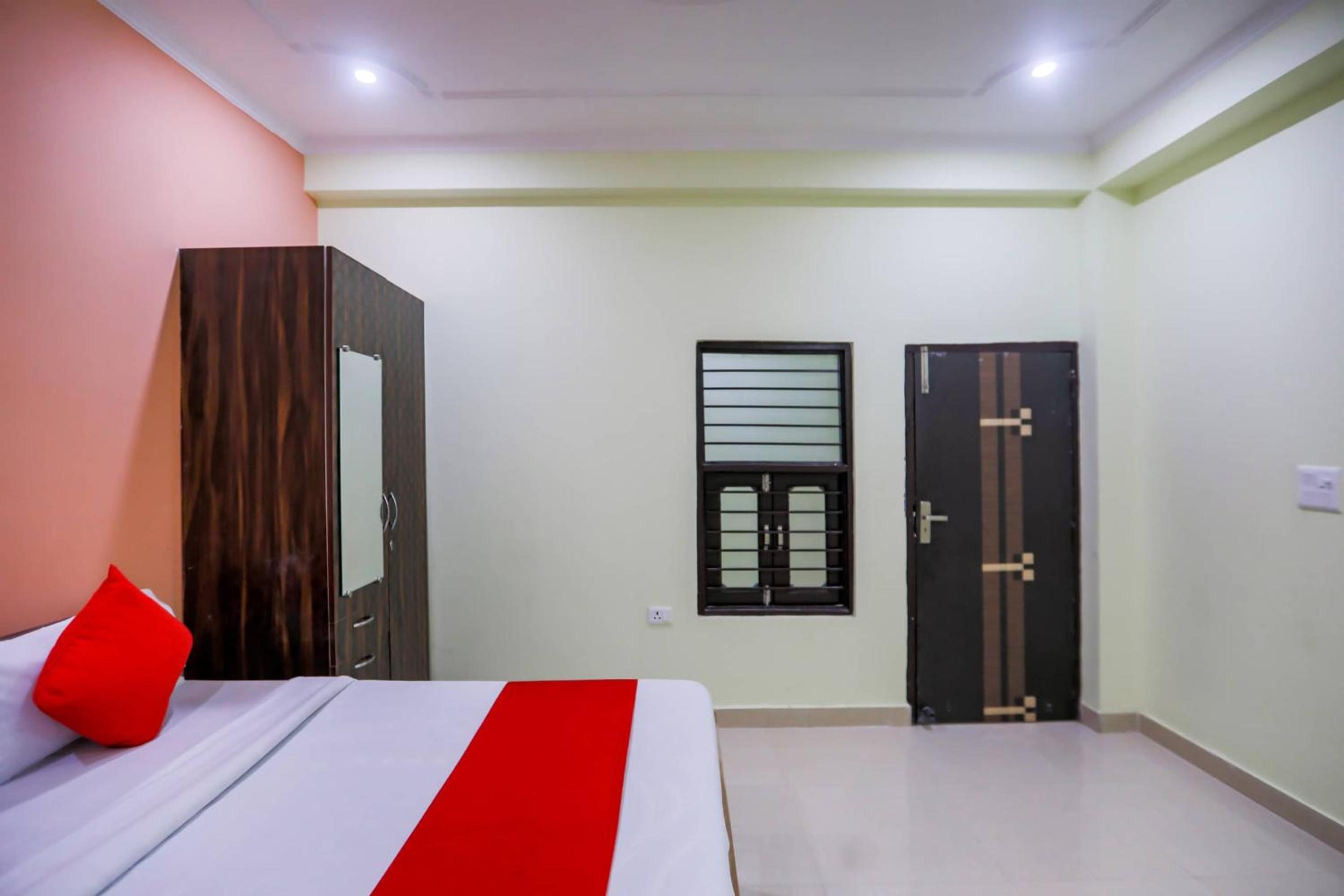 Hotel O Karan Guest House