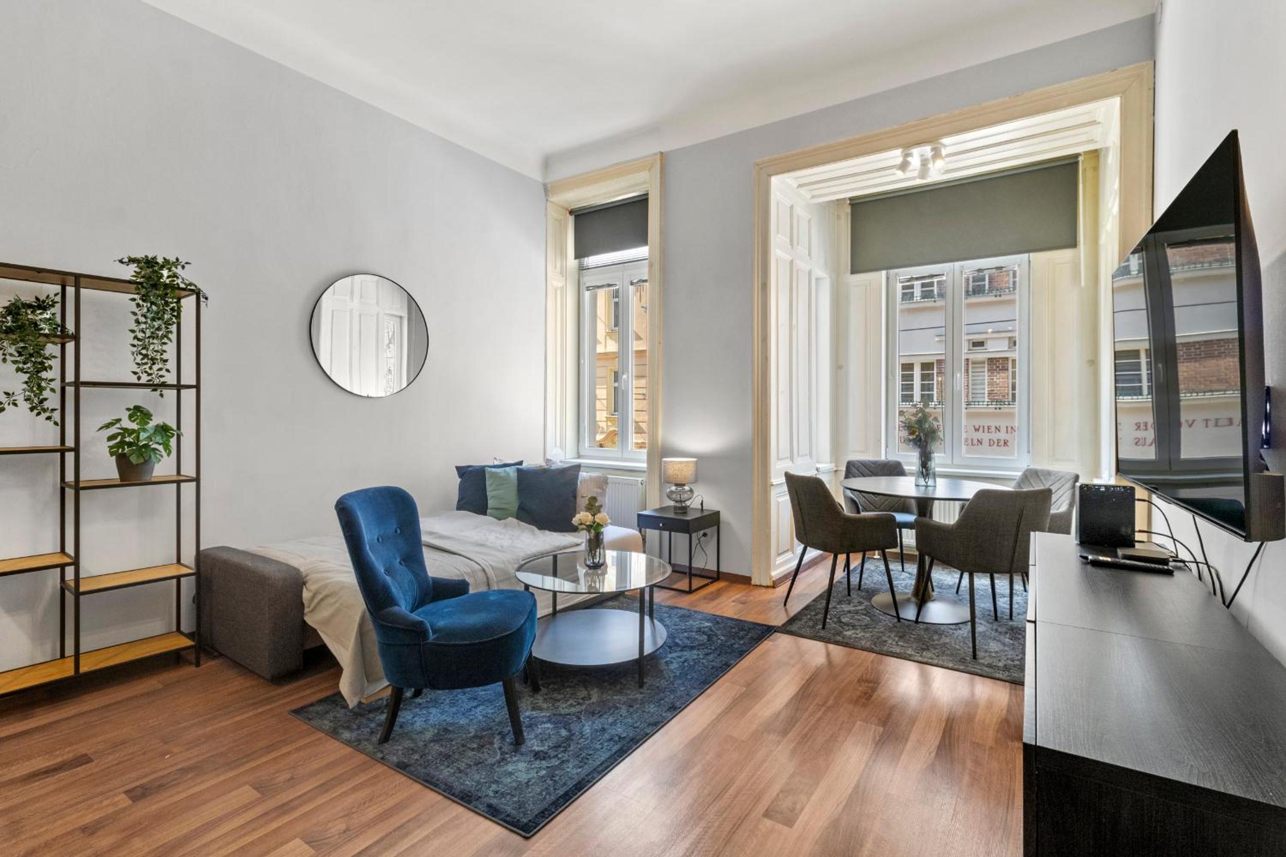 Balcony Apartment, 4 min to U3 Zipperer Straße