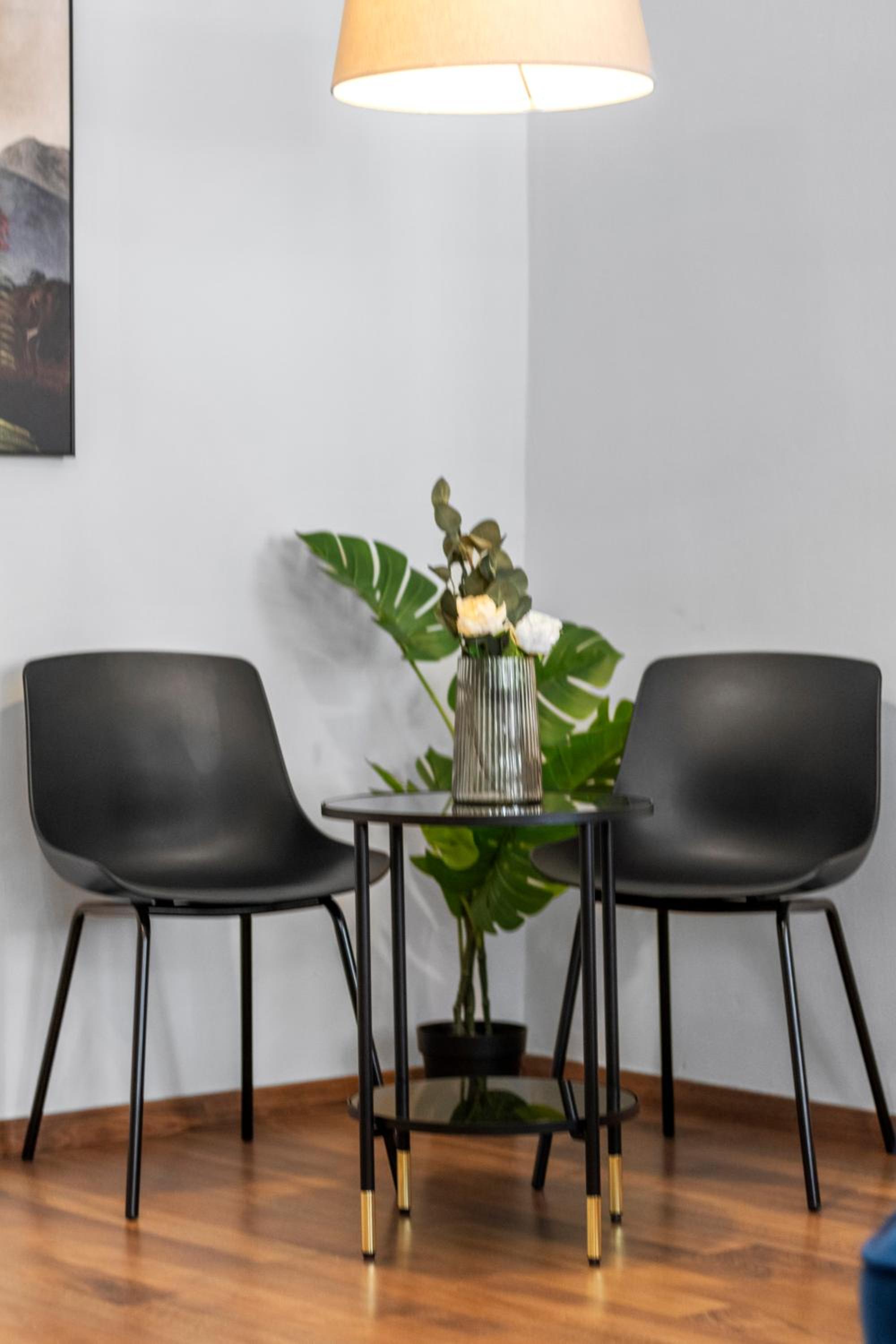 Balcony Apartment, 4 min to U3 Zipperer Straße