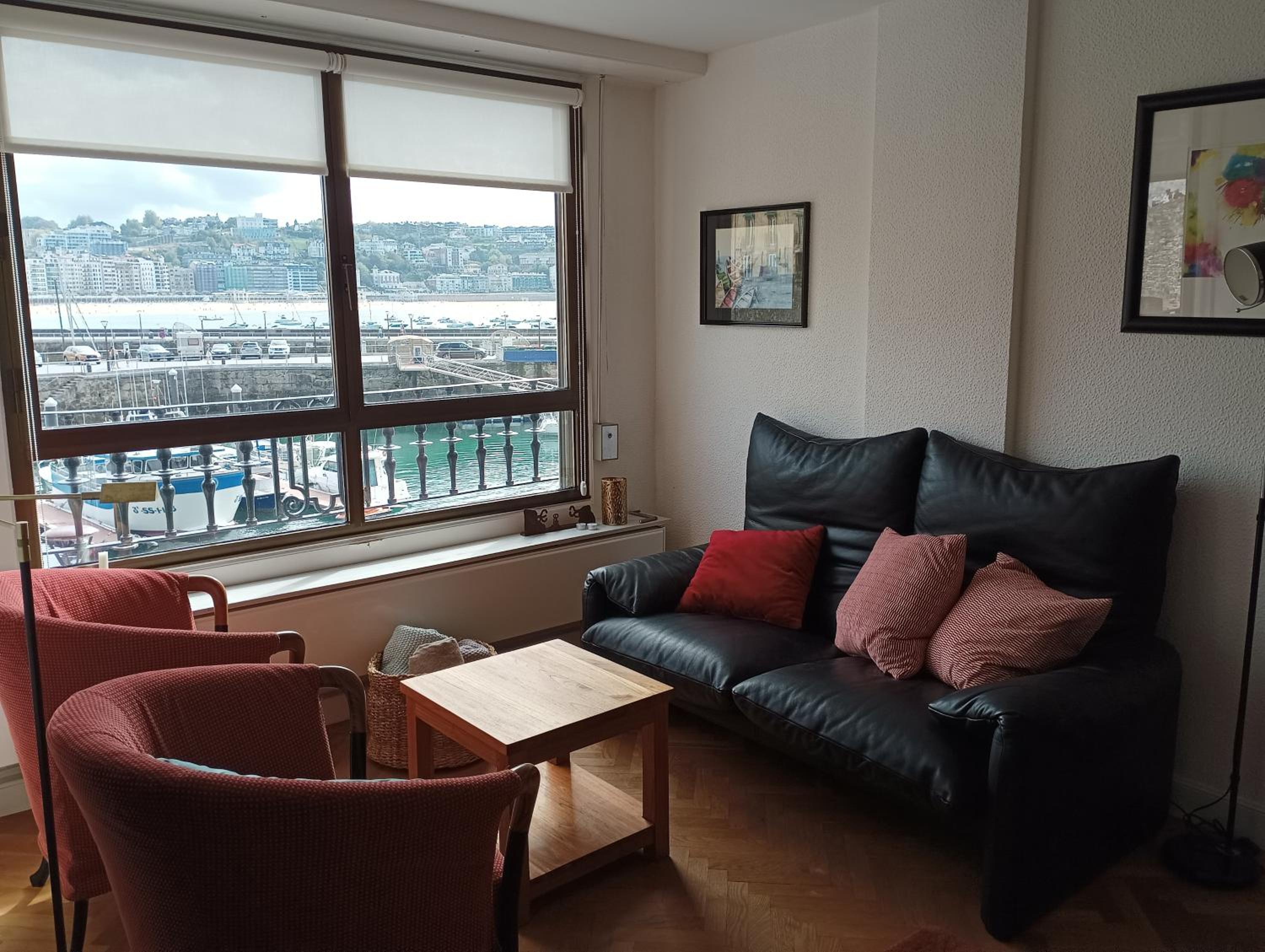 Apartamento con vistas en el puerto de Donostia