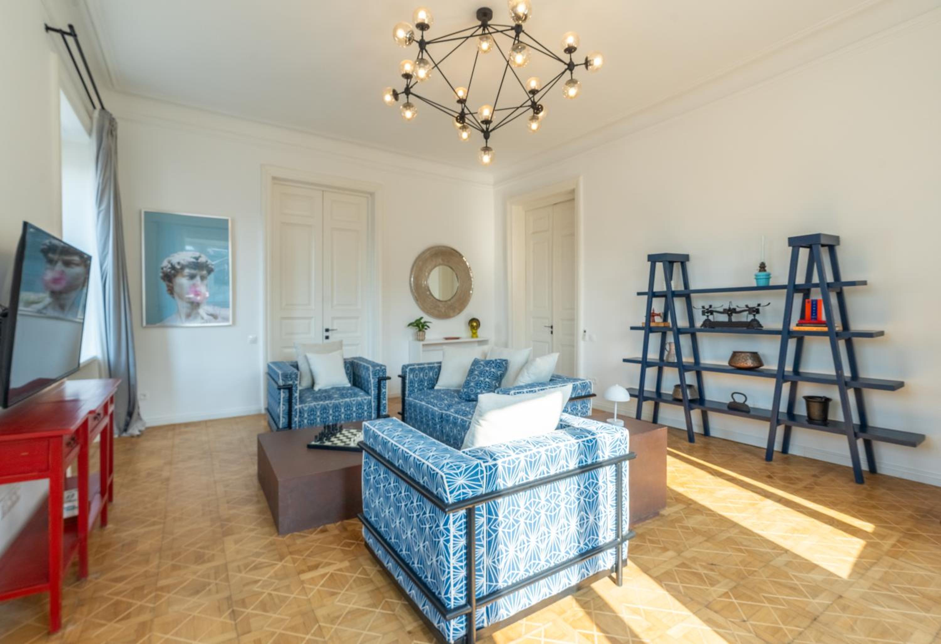 Charming Old Tbilisi Escape With Panoramic Views view 2