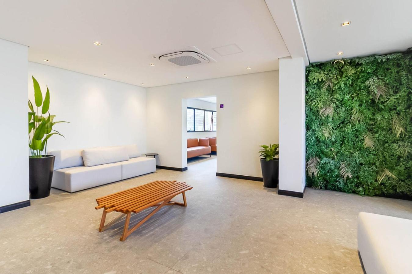 360 VN Ueno by Housi