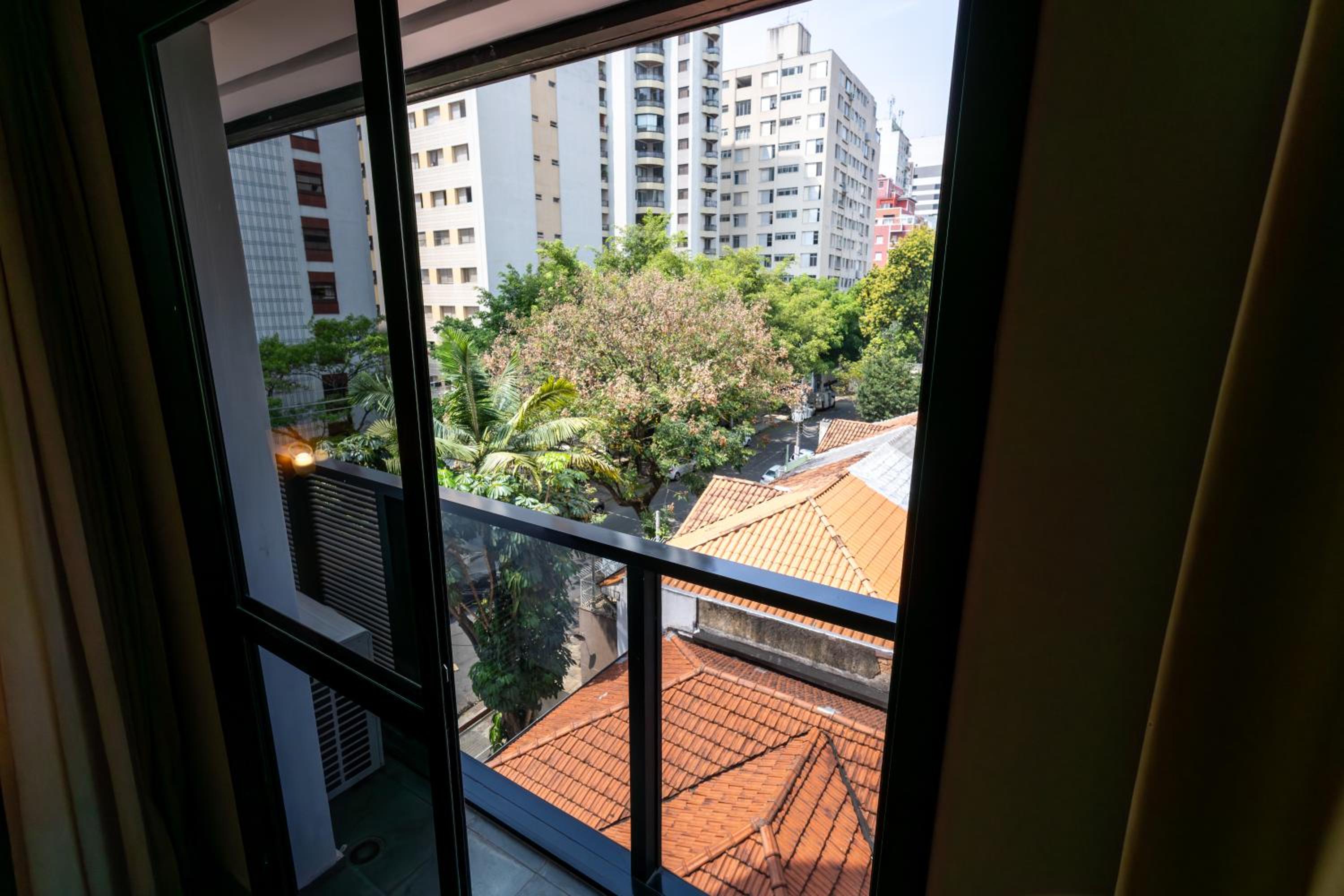 Flat com Varanda Jardim Paulista