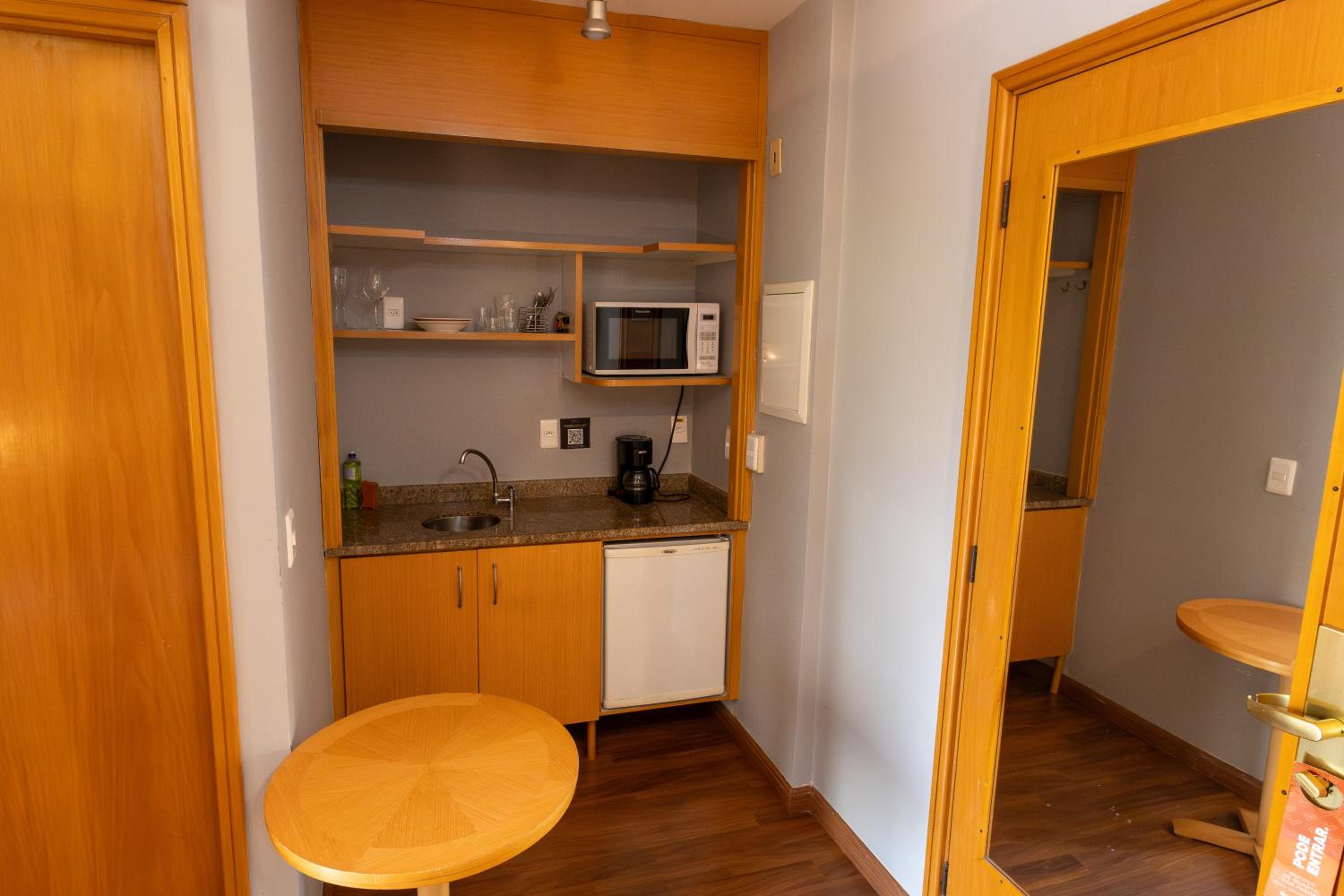 Flat com Varanda Jardim Paulista