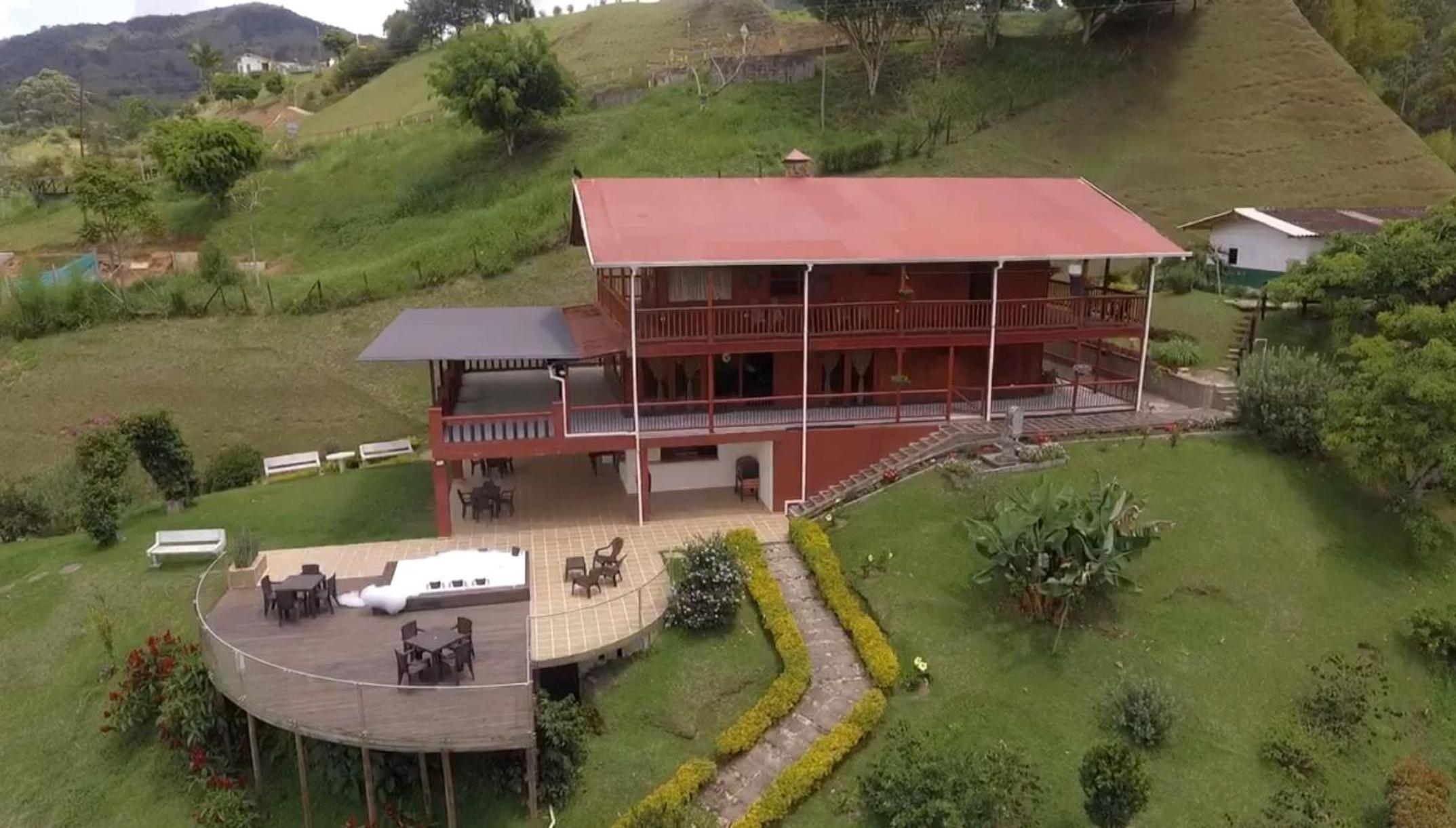 Finca con jacuzzi a 15min de Guatape