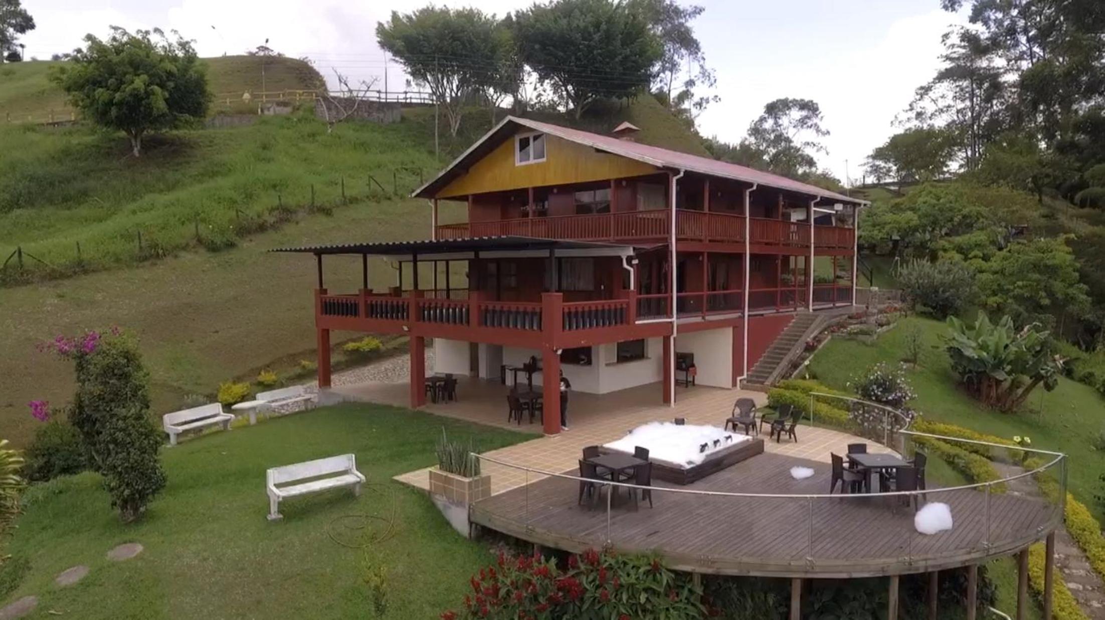 Finca con jacuzzi a 15min de Guatape
