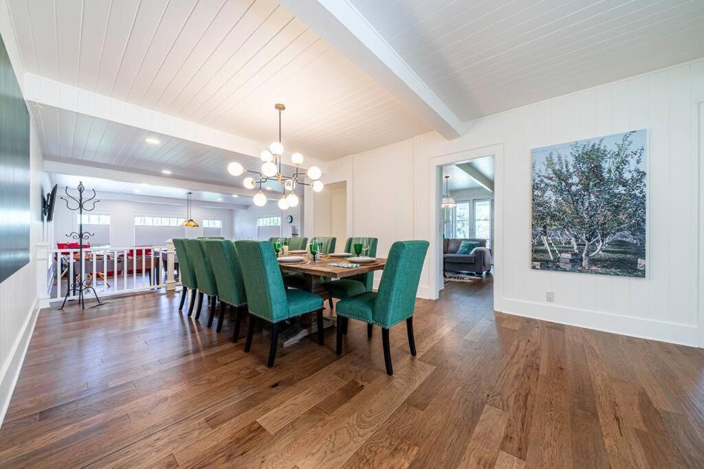 Ashland Vacations - Historic Dunn Ranch Ashland Oregon - Property Image 6