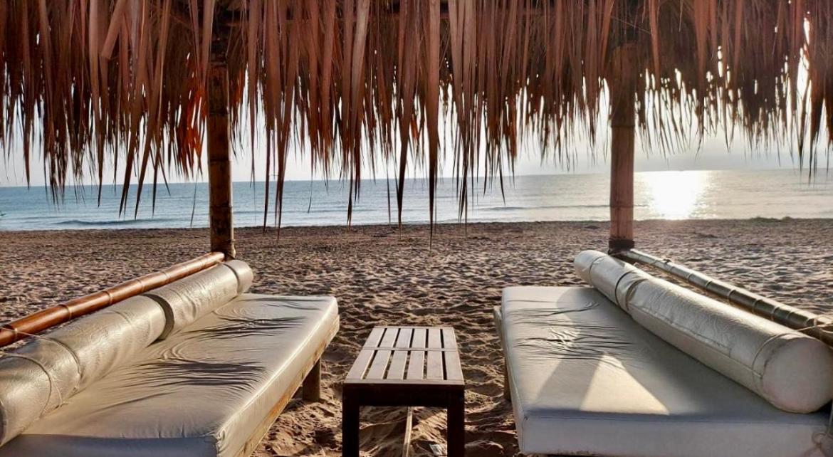 Marina Gaviota Beach