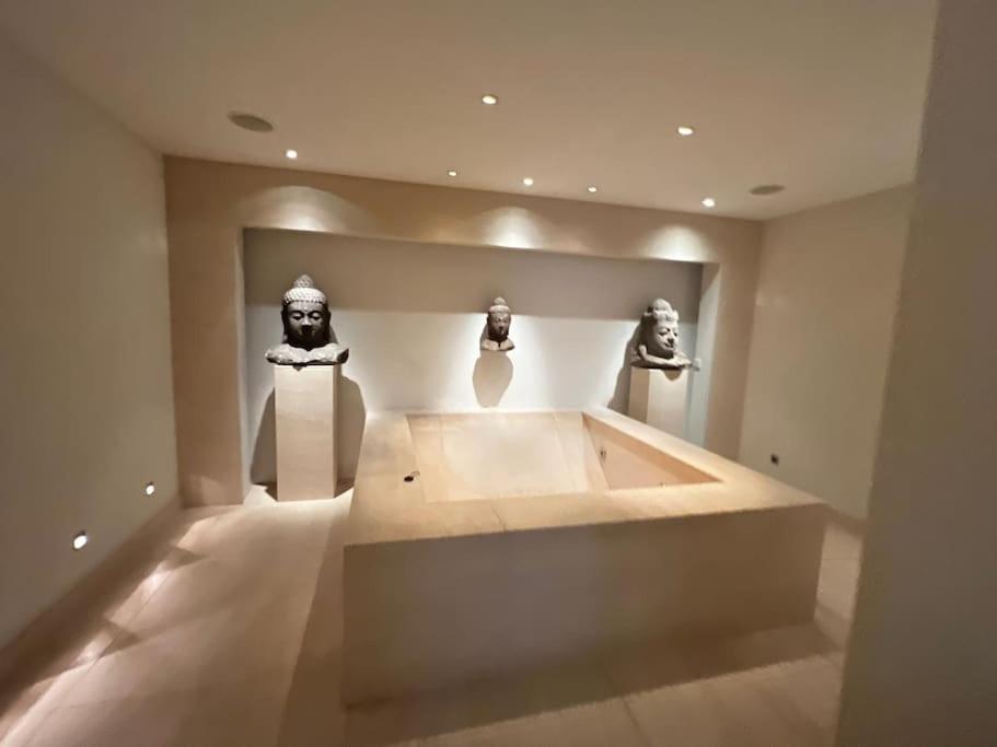 VILLA Philipp Plein - Designervilla mit Pool & SPA