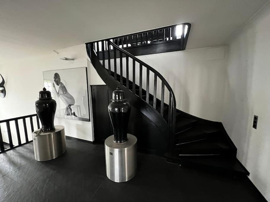 VILLA Philipp Plein - Designervilla mit Pool & SPA