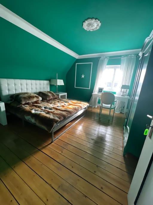 VILLA Philipp Plein - Designervilla mit Pool & SPA