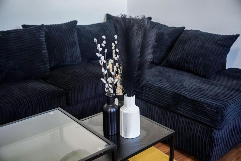 Modern 2Bed House - Near Salford Quays & City Centre - Free Parking view 2