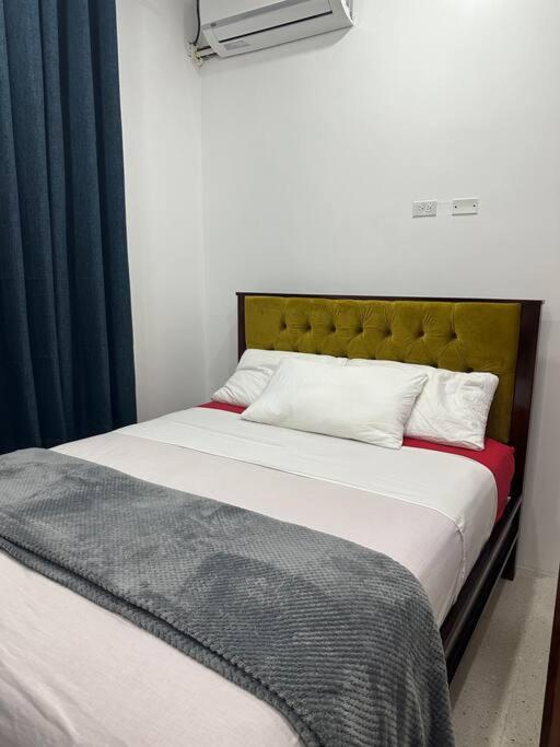 Apex apartment 4,2 bedrooms view 2