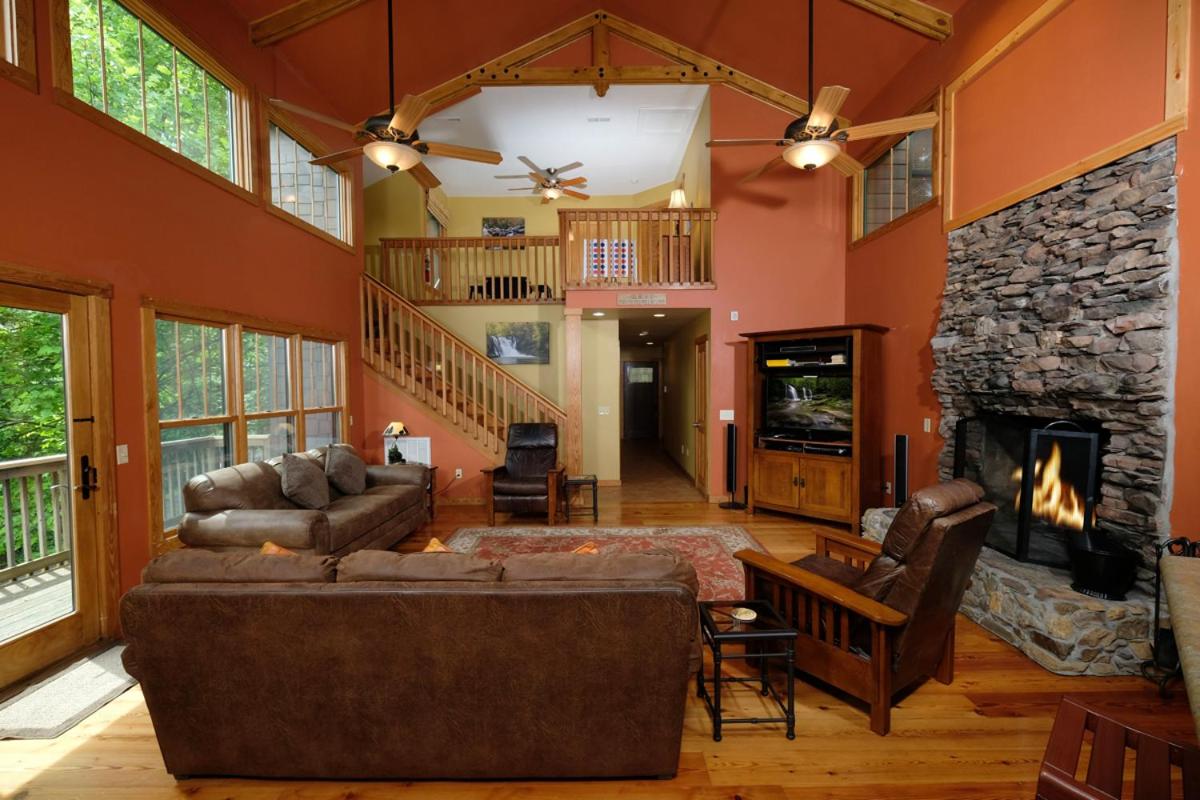 Tree Tops By Colonial Properties view 5