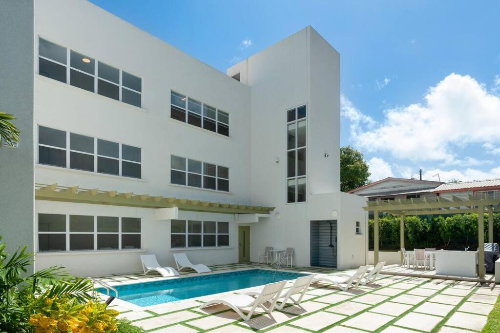 Modern 2BR Beachside Haven Ground Floor and Pool