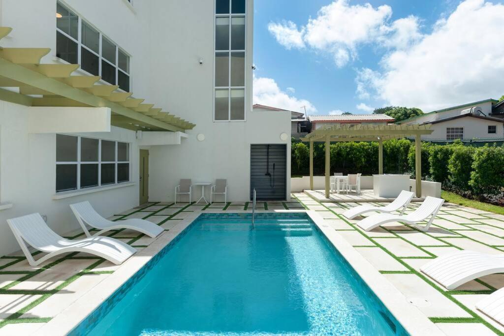 Modern 2BR Beachside Haven Ground Floor and Pool