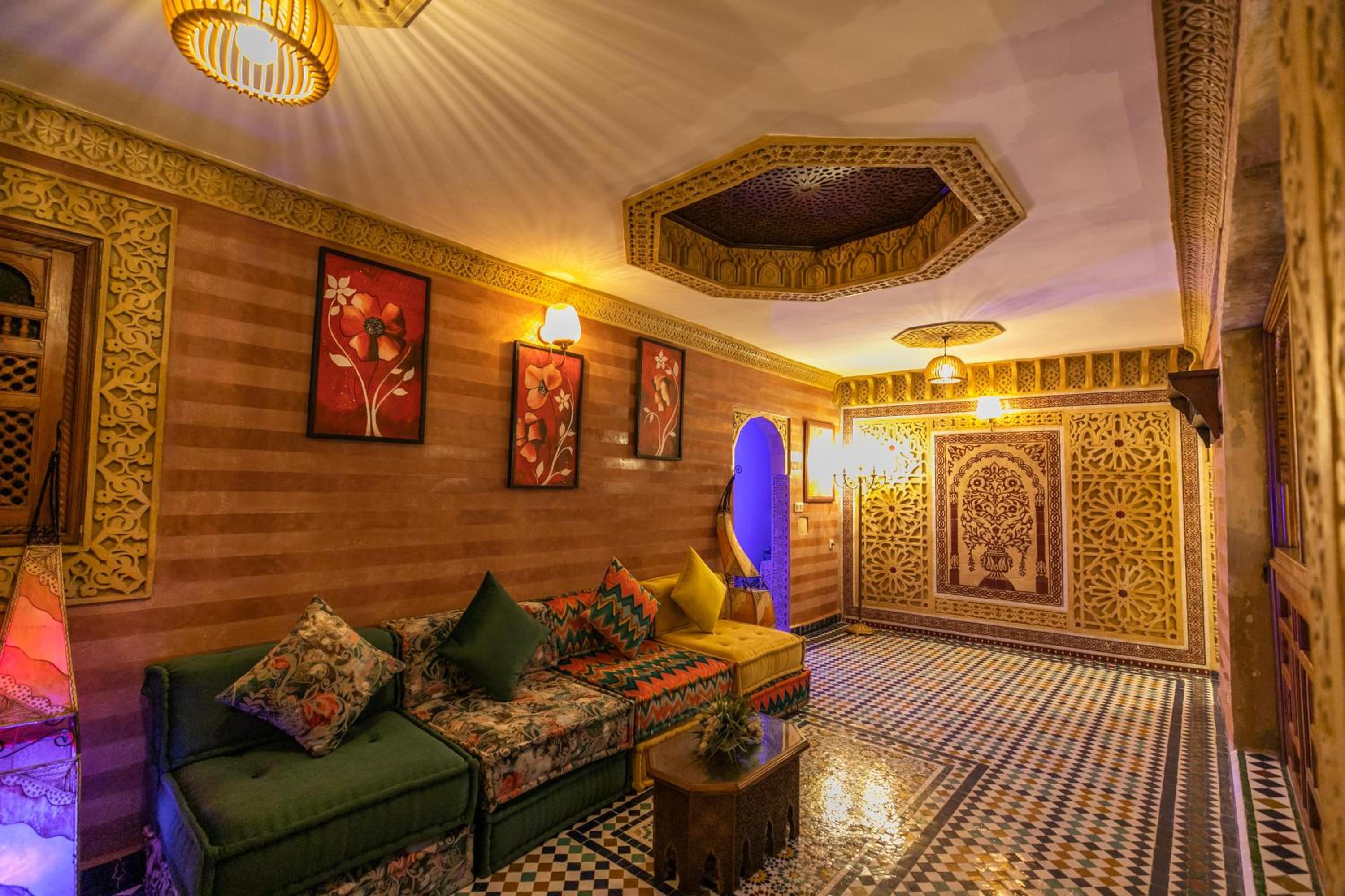 lounge