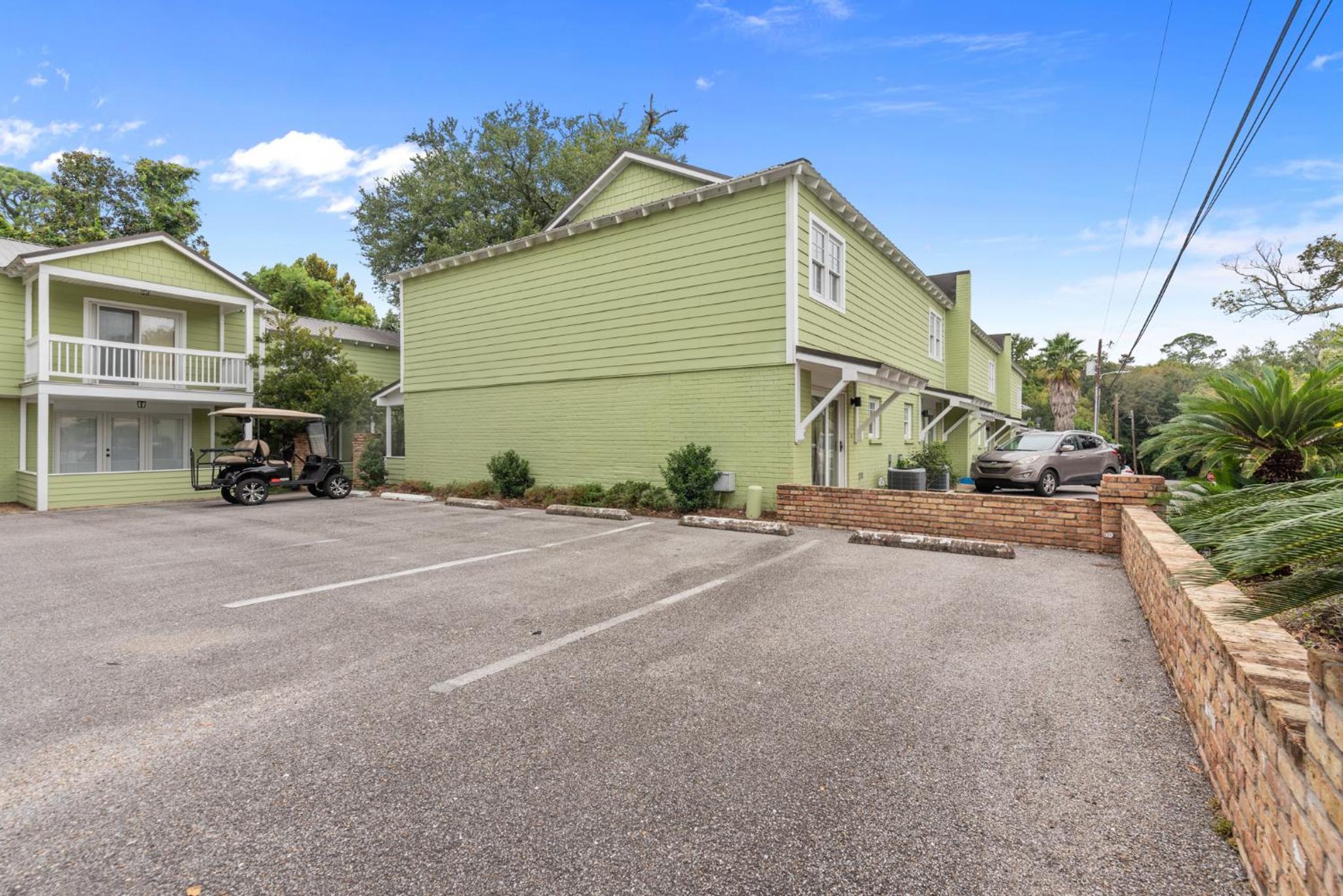 Downtown Ocean Springs Townhouse 3 bedrooms view 3