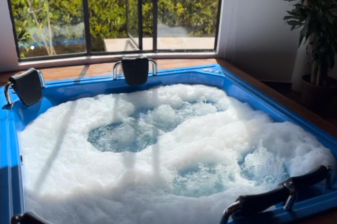 Glamping con jacuzzi y cocina- El Peñol a 30 minutos de Guatapé