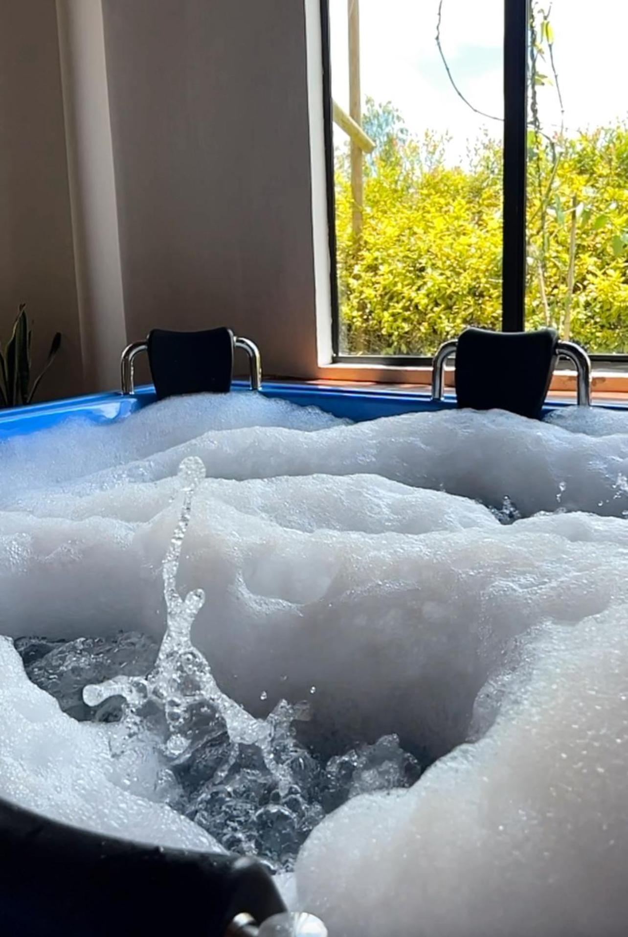 Glamping con jacuzzi y cocina- El Peñol a 30 minutos de Guatapé