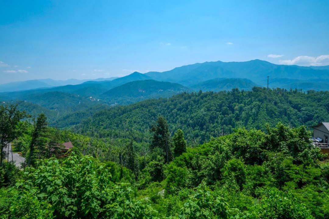 What A View! By Colonial Properties view 3