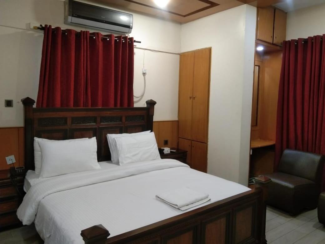 Regent Inn Guest House Dha
