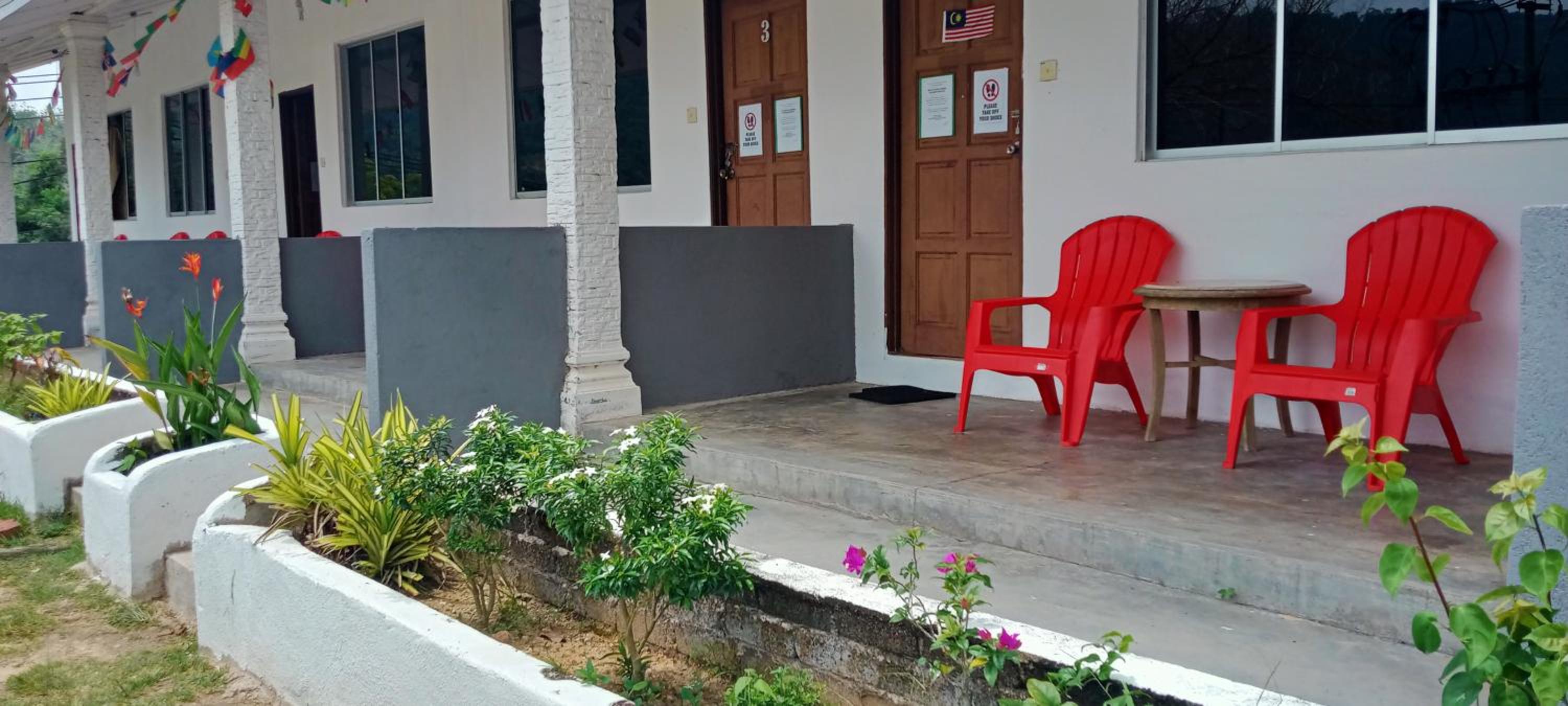 Belebar Studio Room Taman Negara Pahang Malaysia photo 3