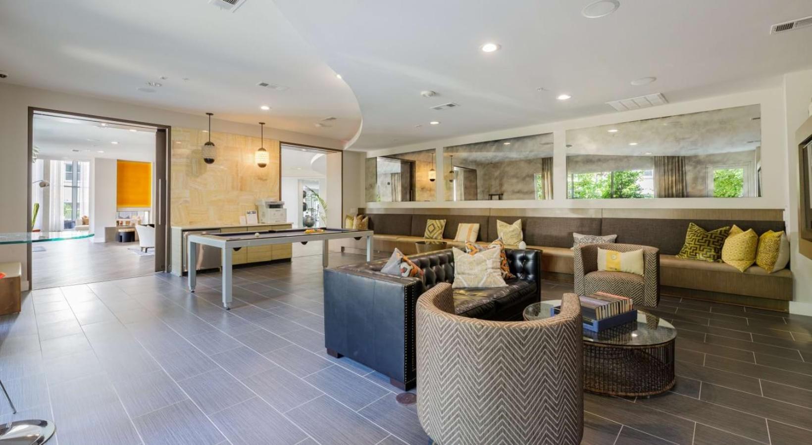 lounge