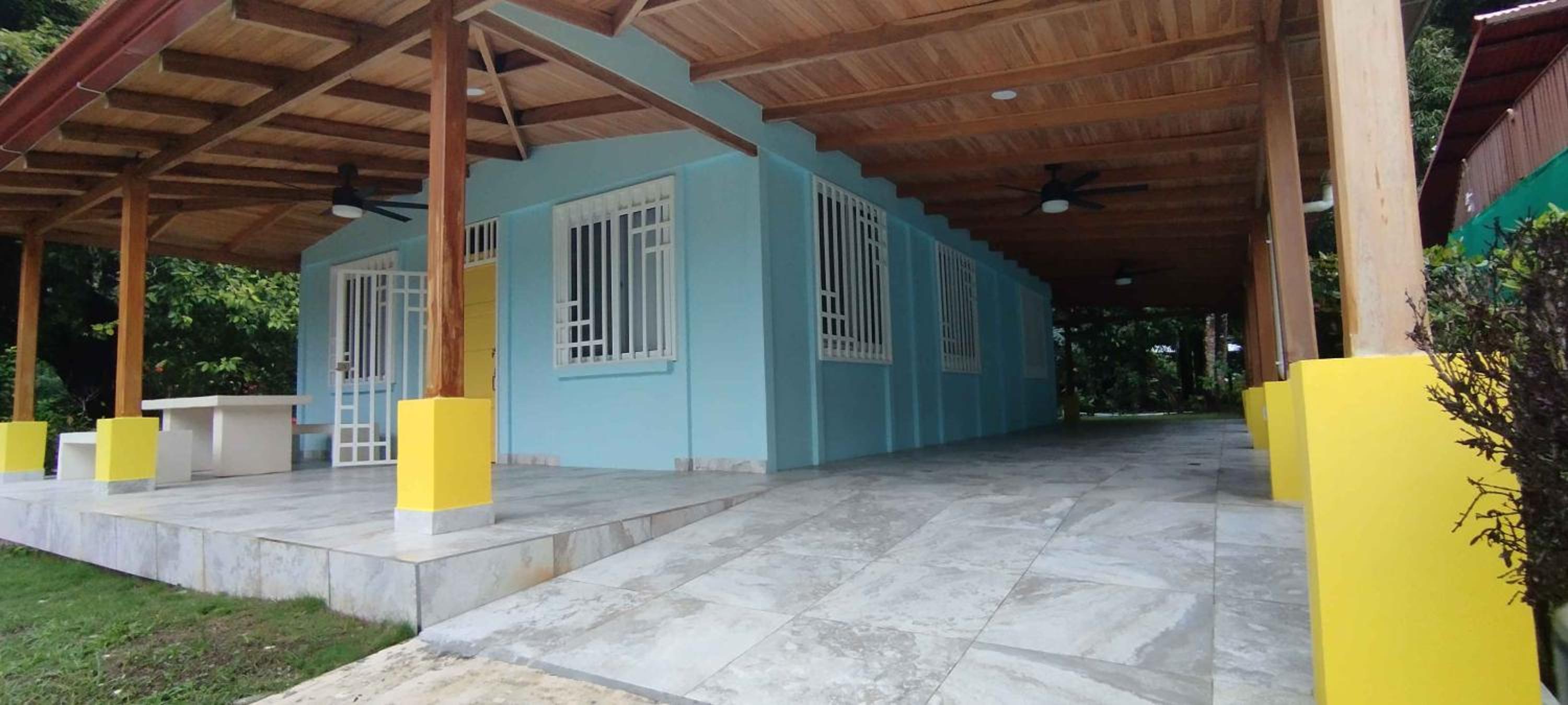 Renovated Beachfront House with Pool & Ocean Views