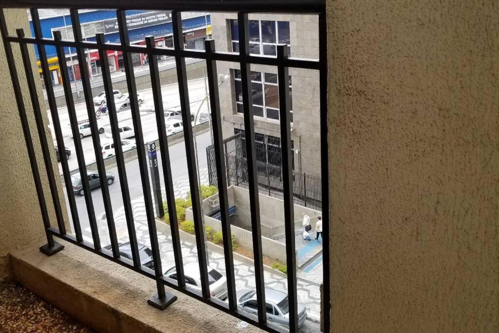 Apto perto de tudo - em frente ao metrô