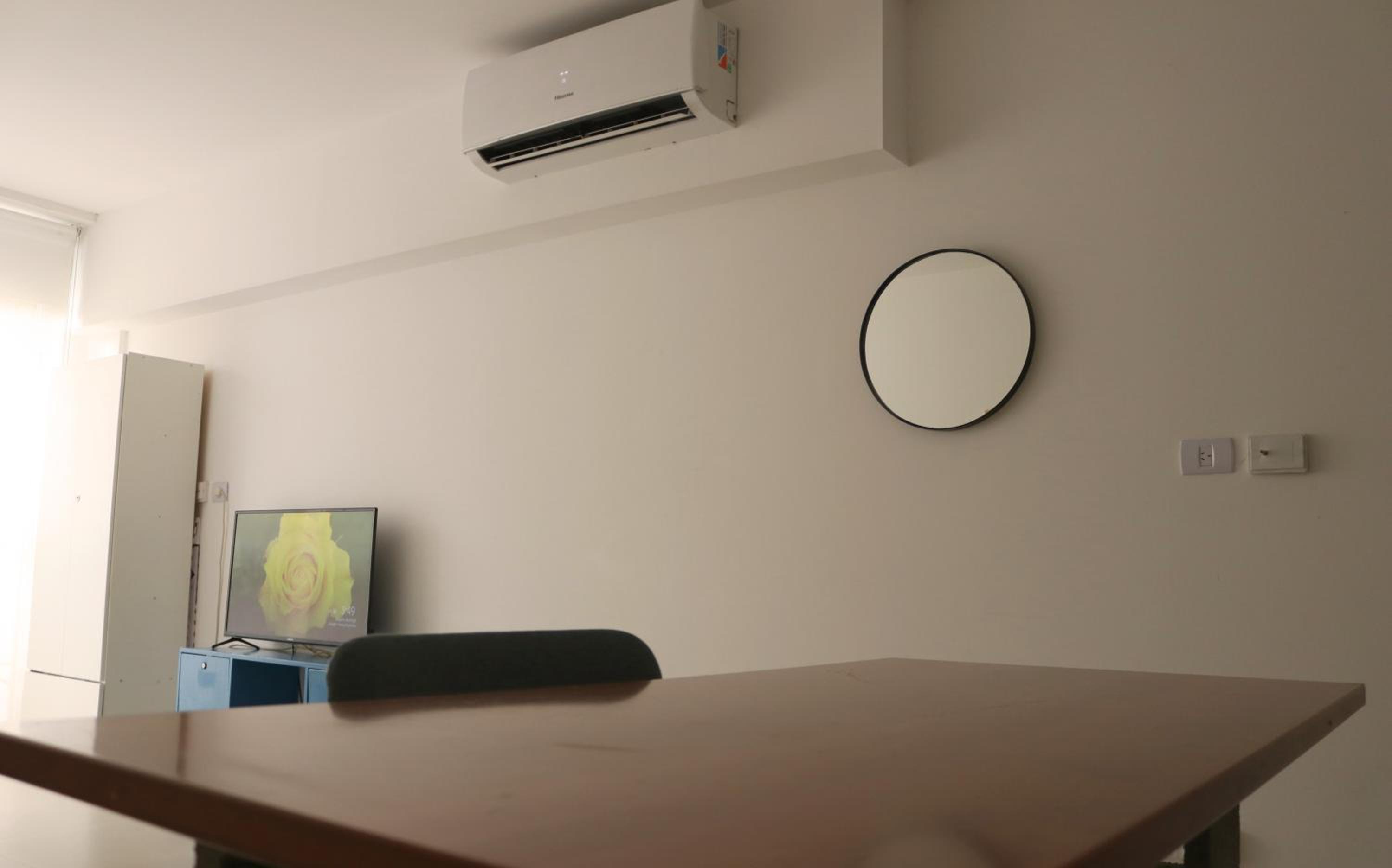 Amplio monoambiente con piscina