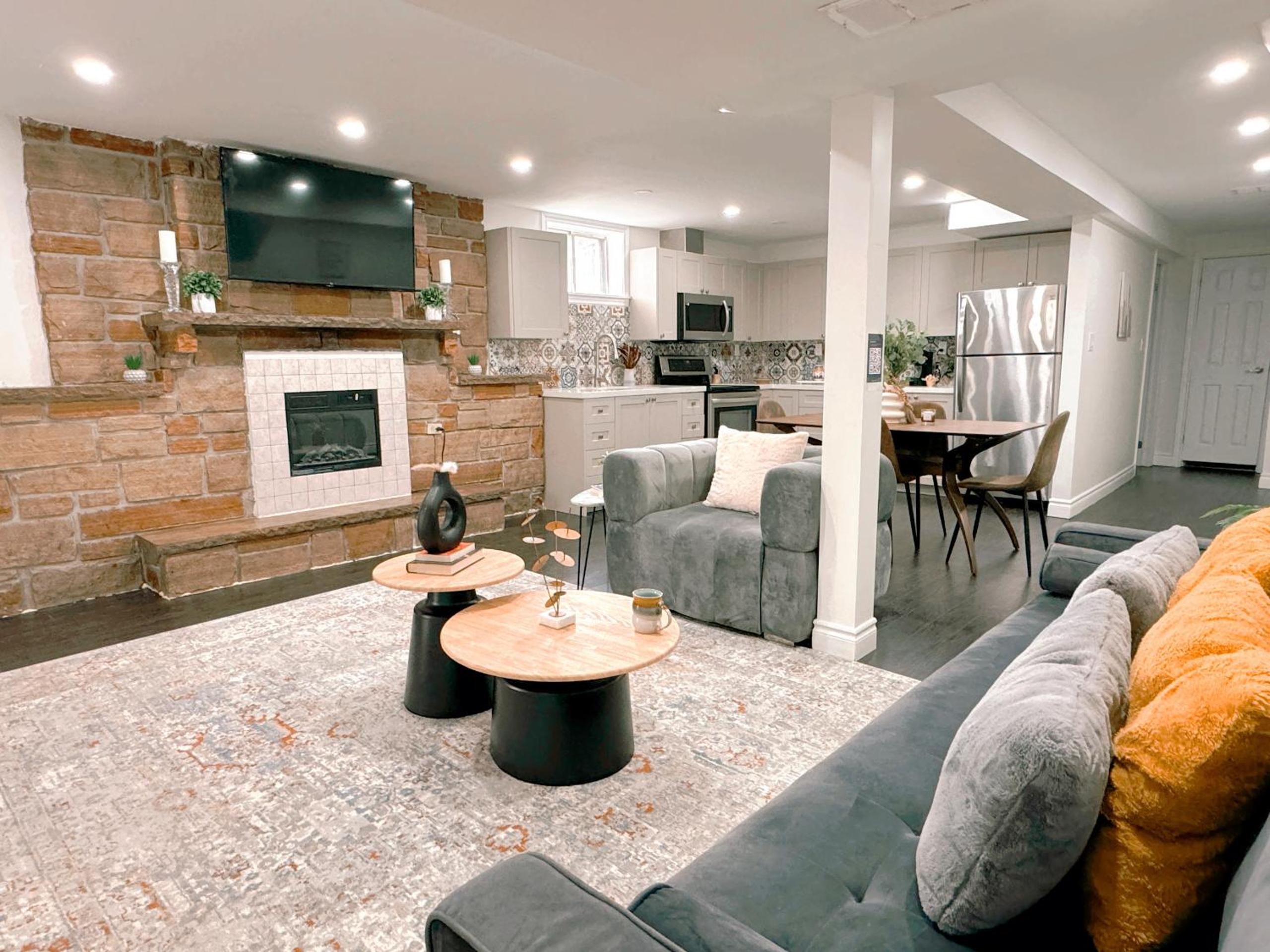 Stylish & Spacious Guesthome With More Than Essentials