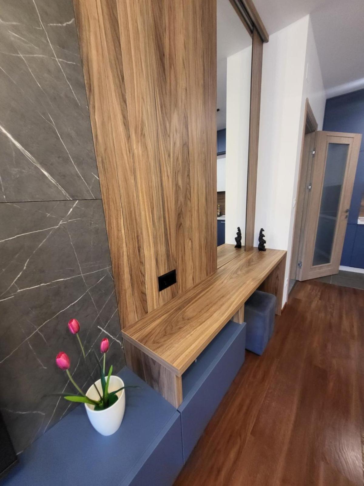 Master apartment photo 4