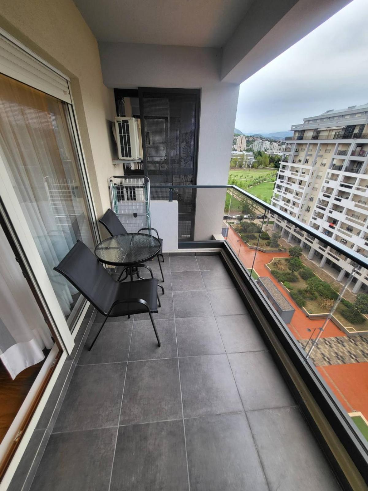 Master apartment photo 1