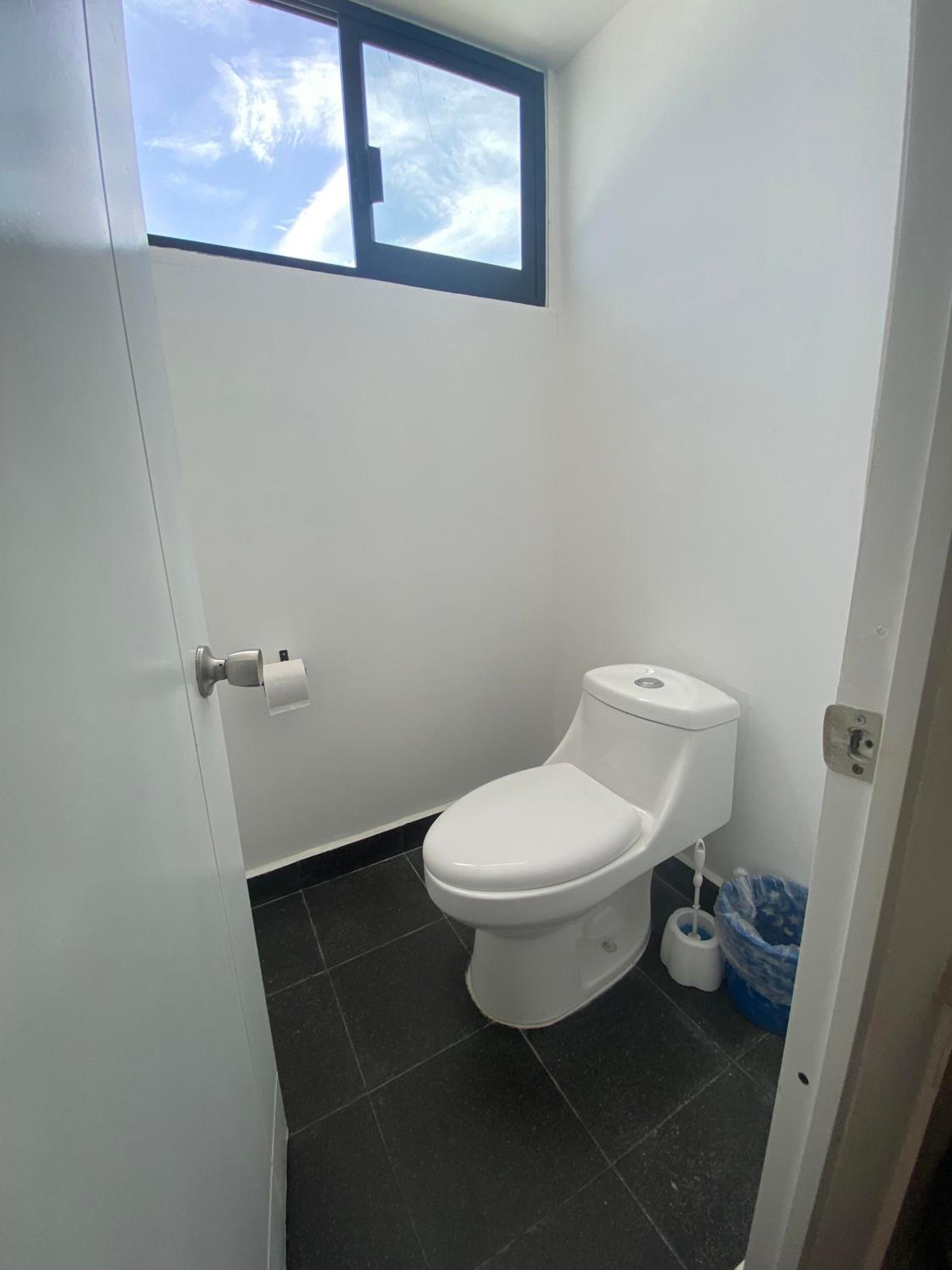 Photo 28