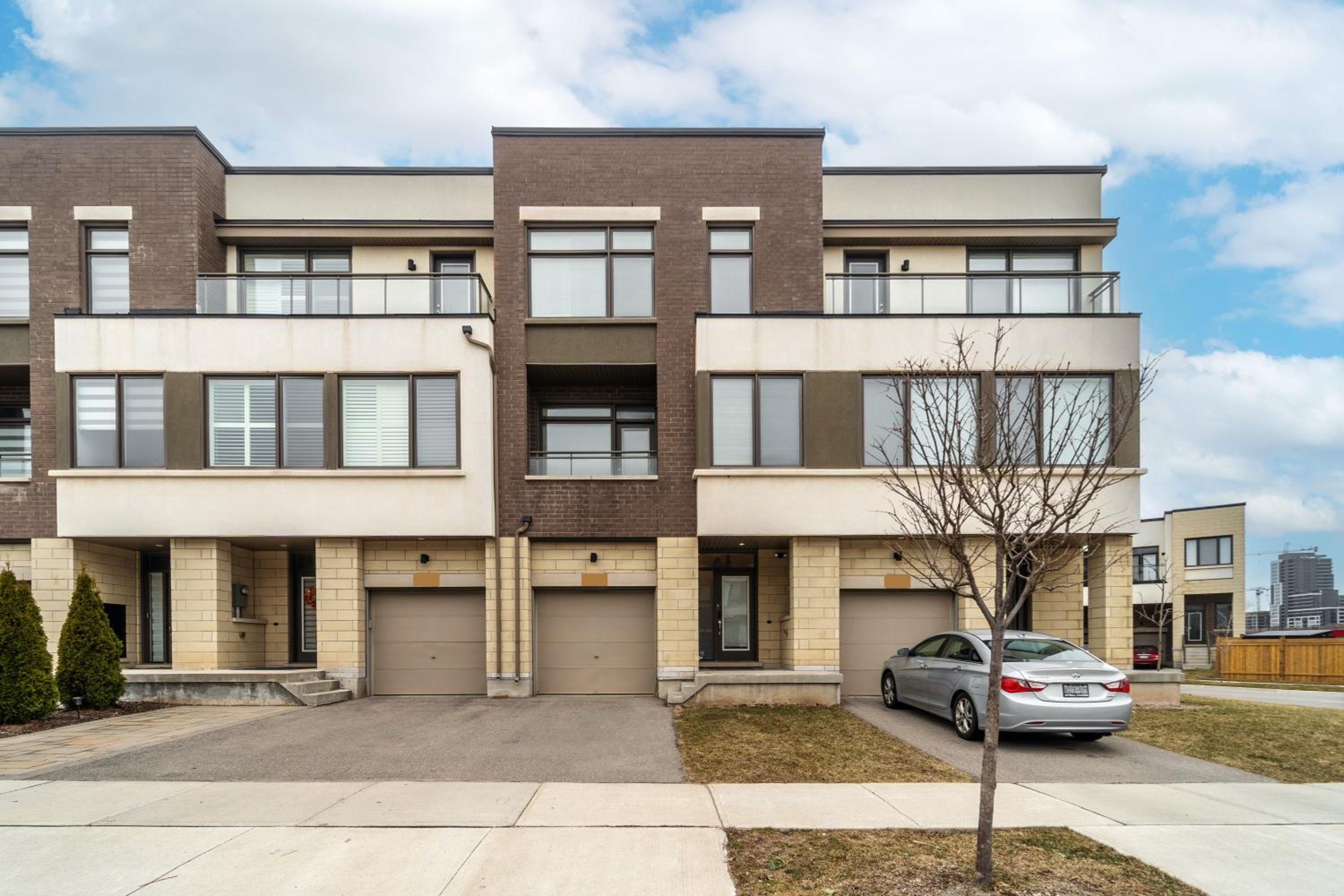 Luxury Urban Town home - Property Image 7