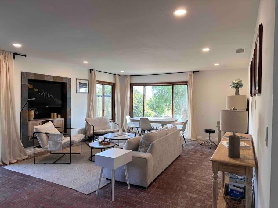 30 PCT OFF!! Limited Time! Malibu Ocean View Villa with Hot Tub, Mins to Beach Hiking Trails, Coastal Lifestyle - Property Image 36