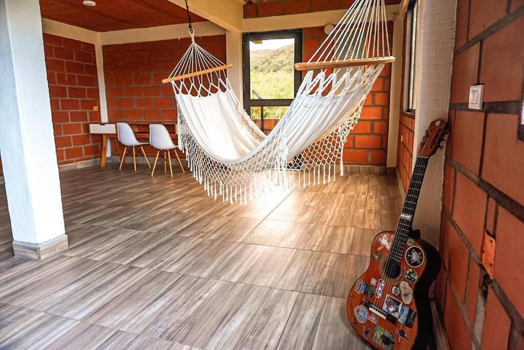 Retro Finca Urrao - Peaceful Avocado Farm Retreat