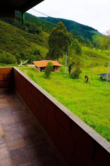 Retro Finca Urrao - Peaceful Avocado Farm Retreat