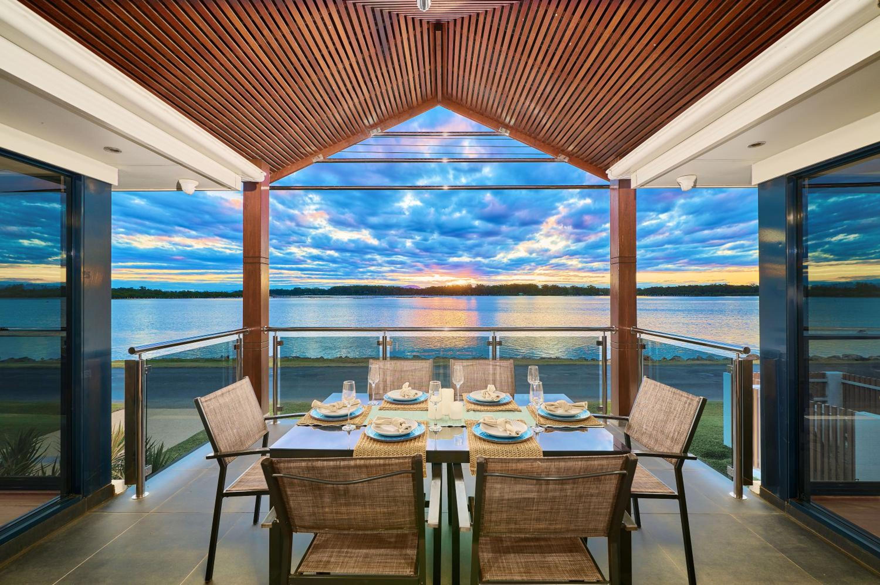 Riverside Luxury