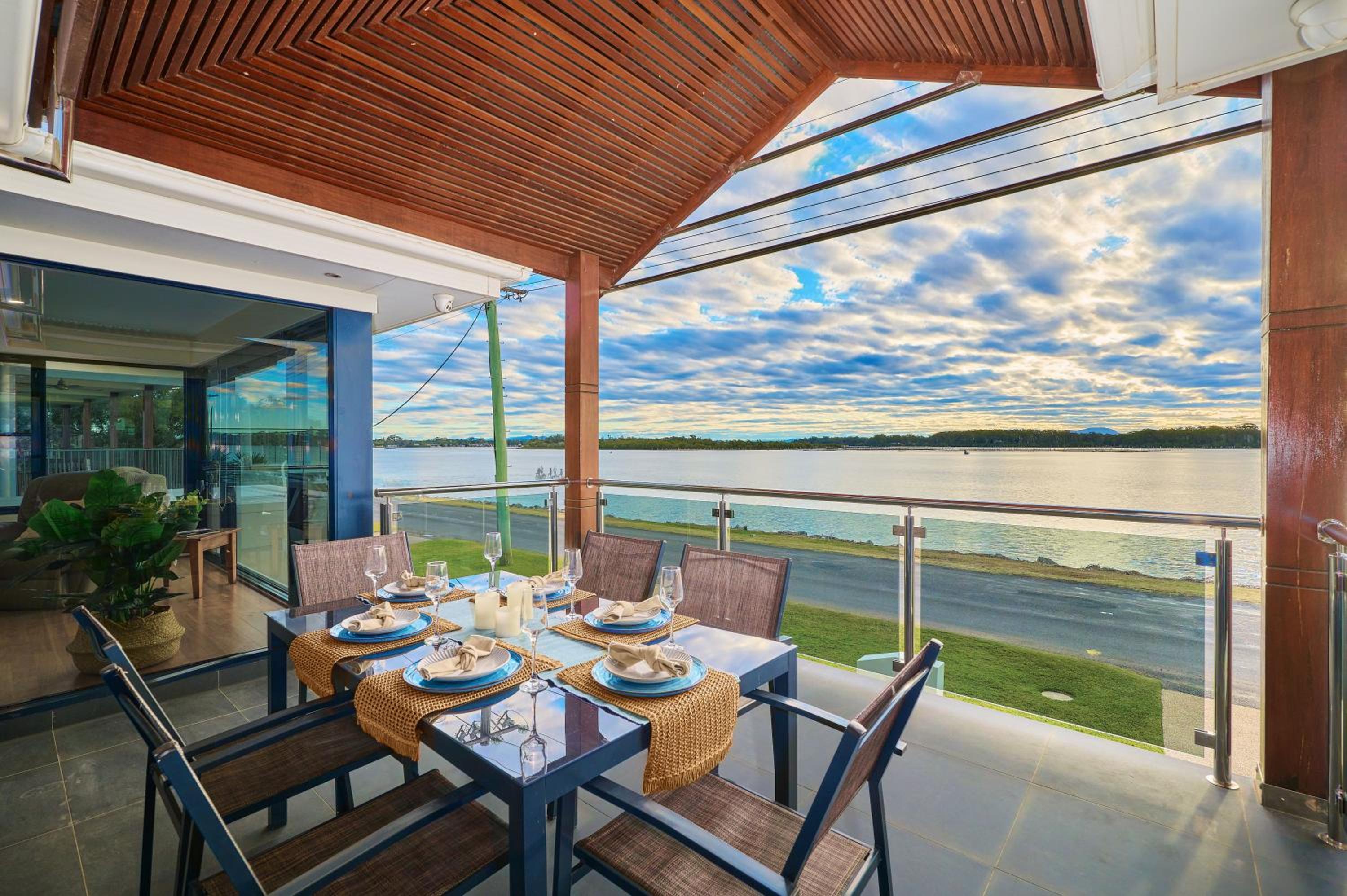 Riverside Luxury