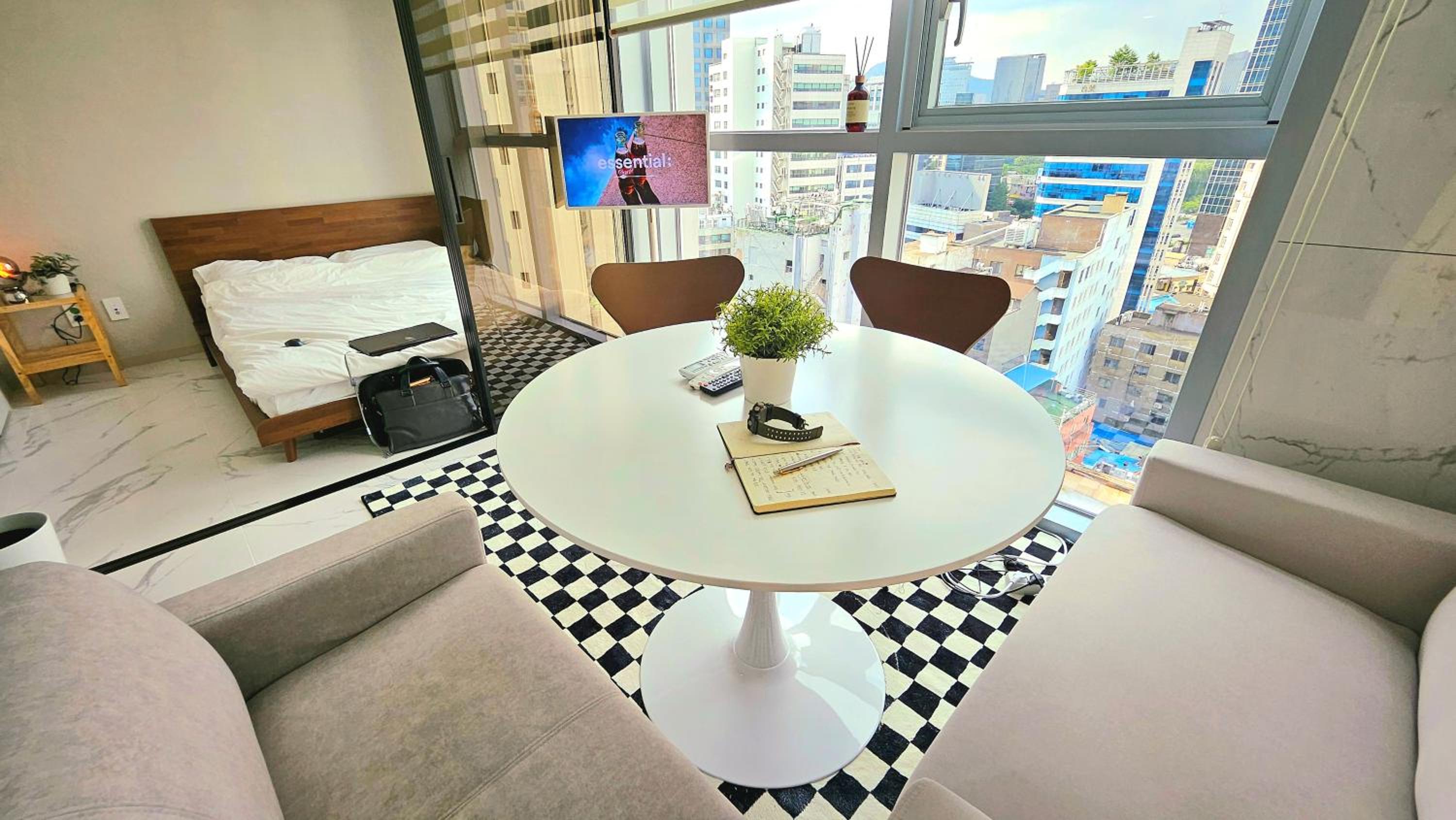 hotel room