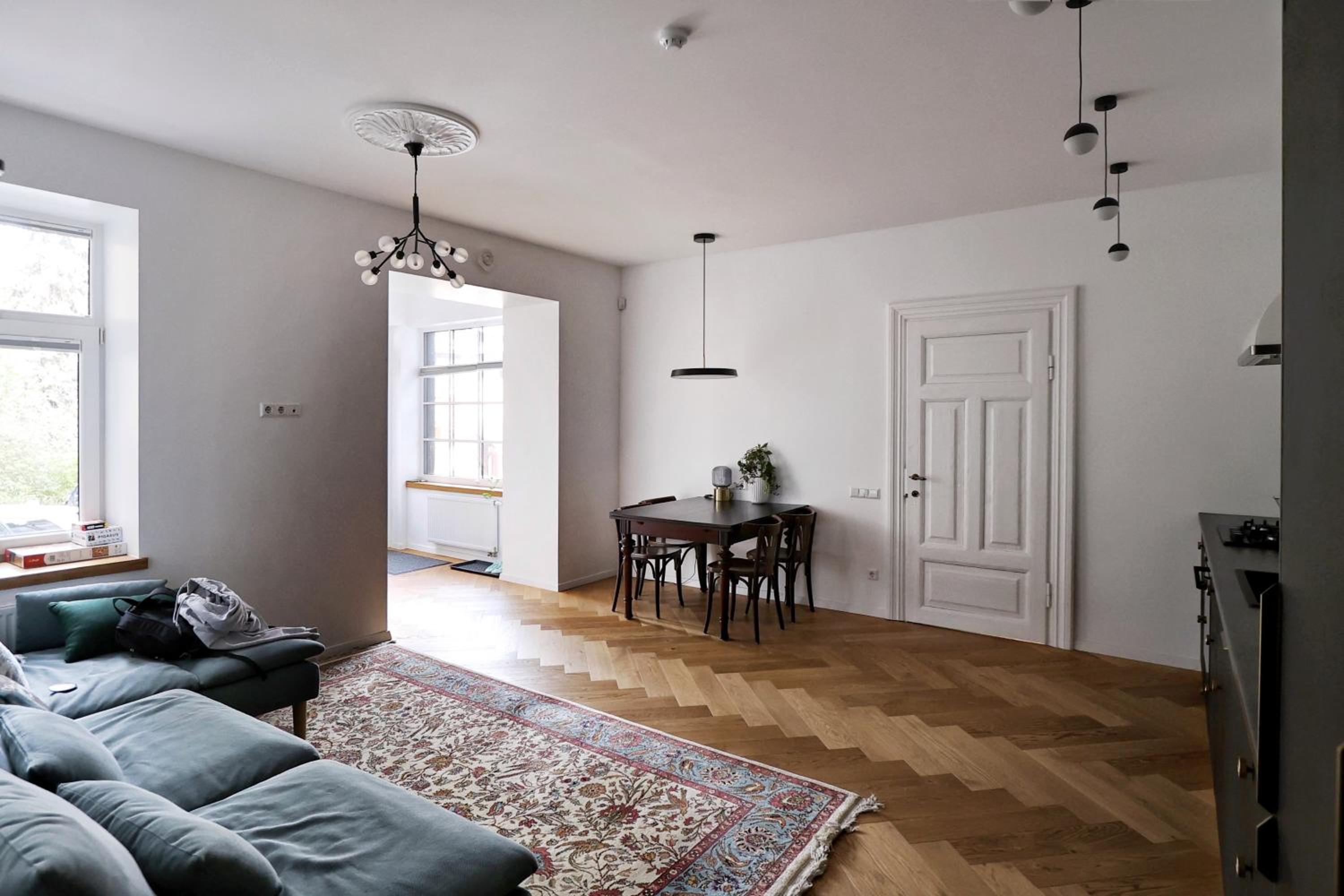 NEW! WARM and COSY apartment with private ENTRANCE and PARKING in a city center view 2