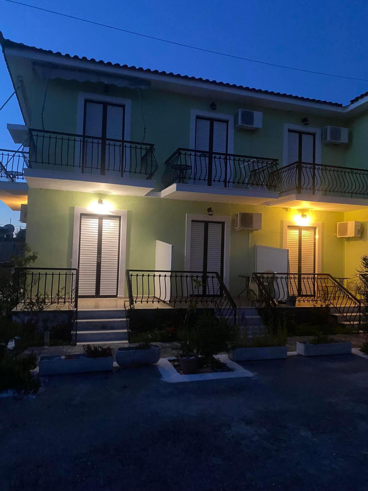 Laganas Vacations - Mary Studios - Property Image 12
