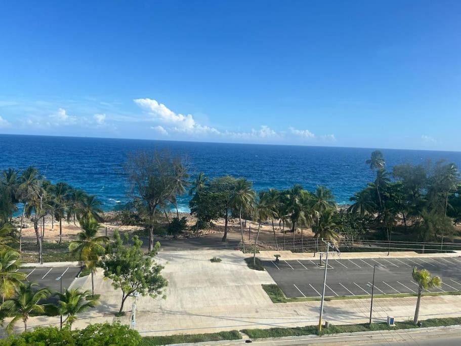 Malecon Dreams, Torres Catalanas