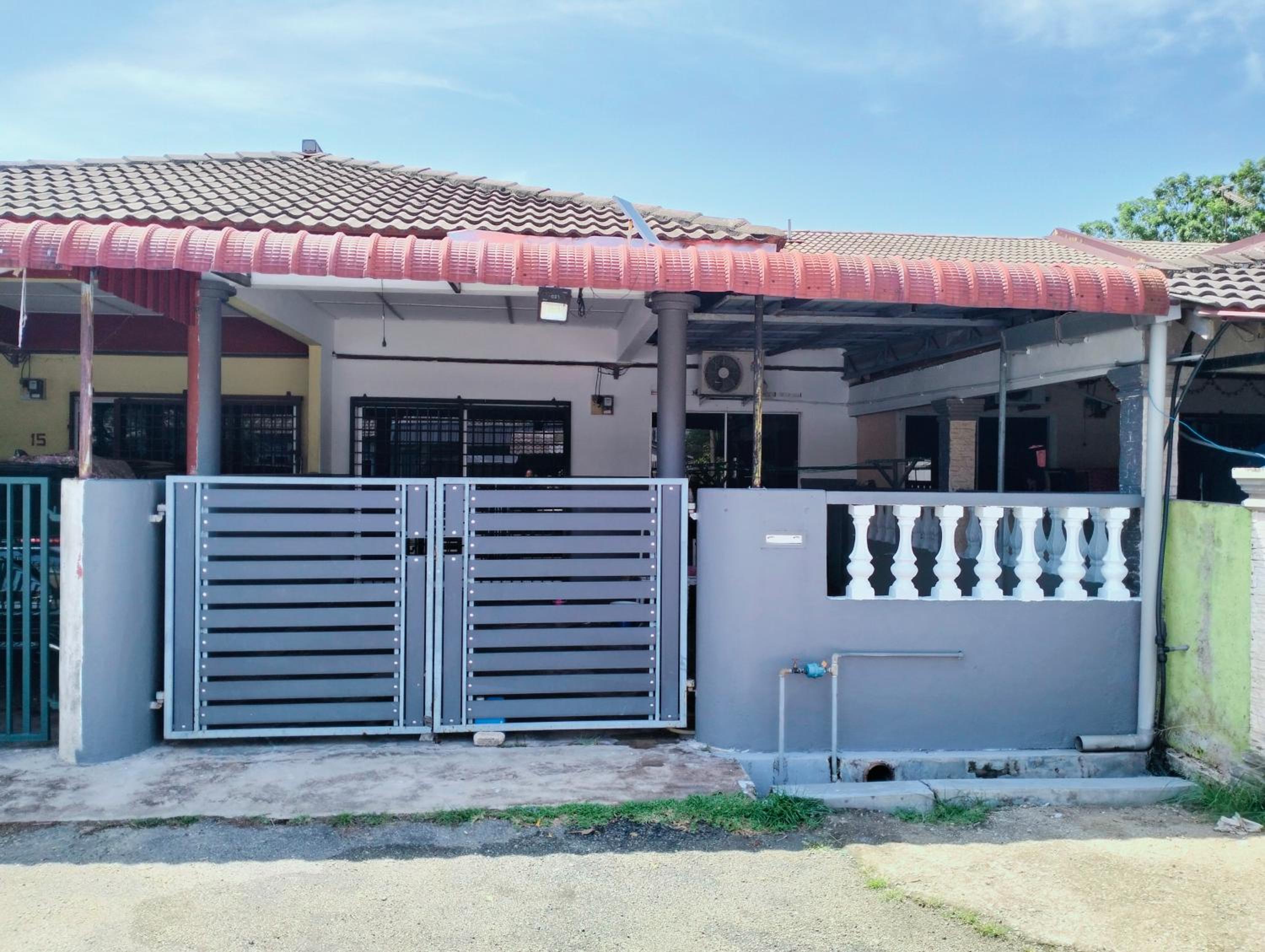 Harraz Homestay Gebeng OnlyMuslim photo 1