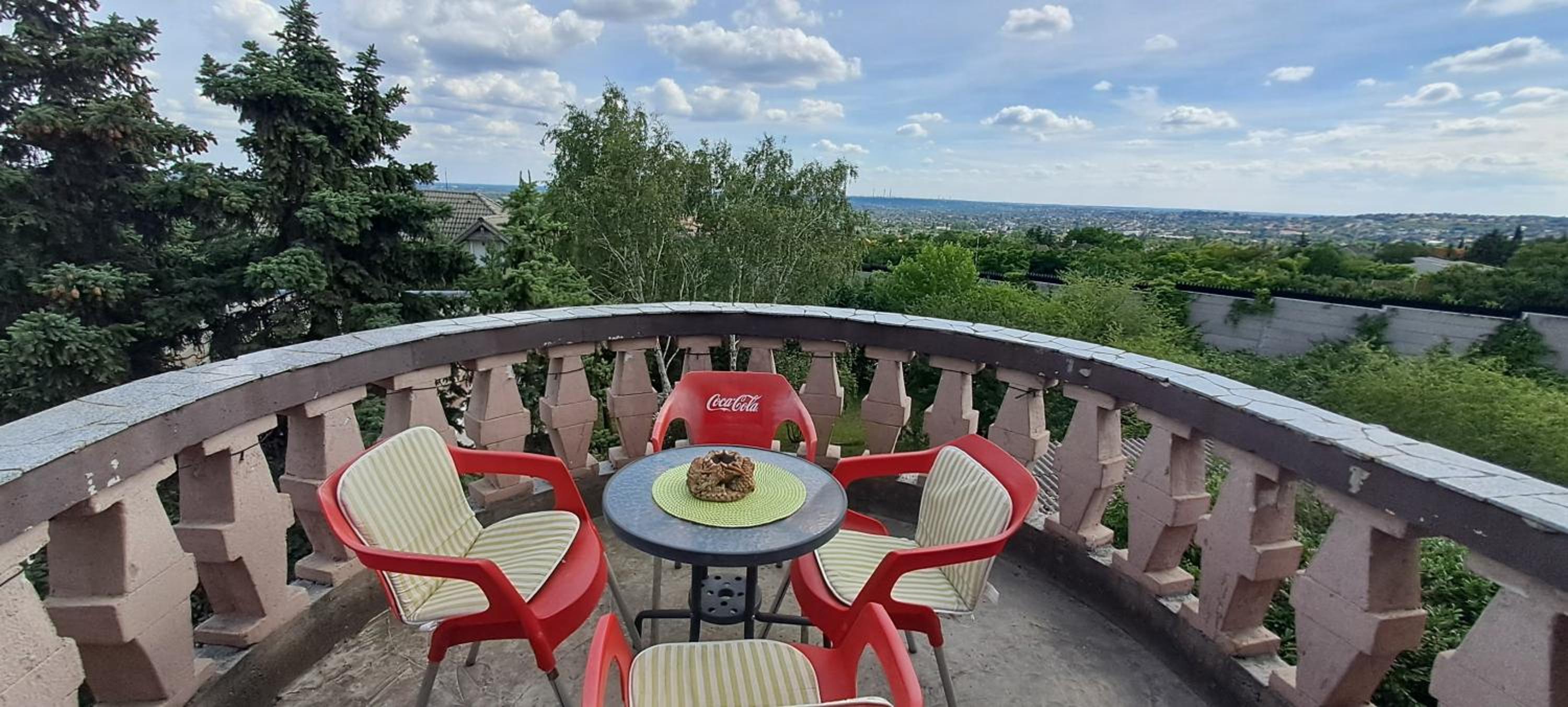 Sárkány Lak Budapestnél view 3