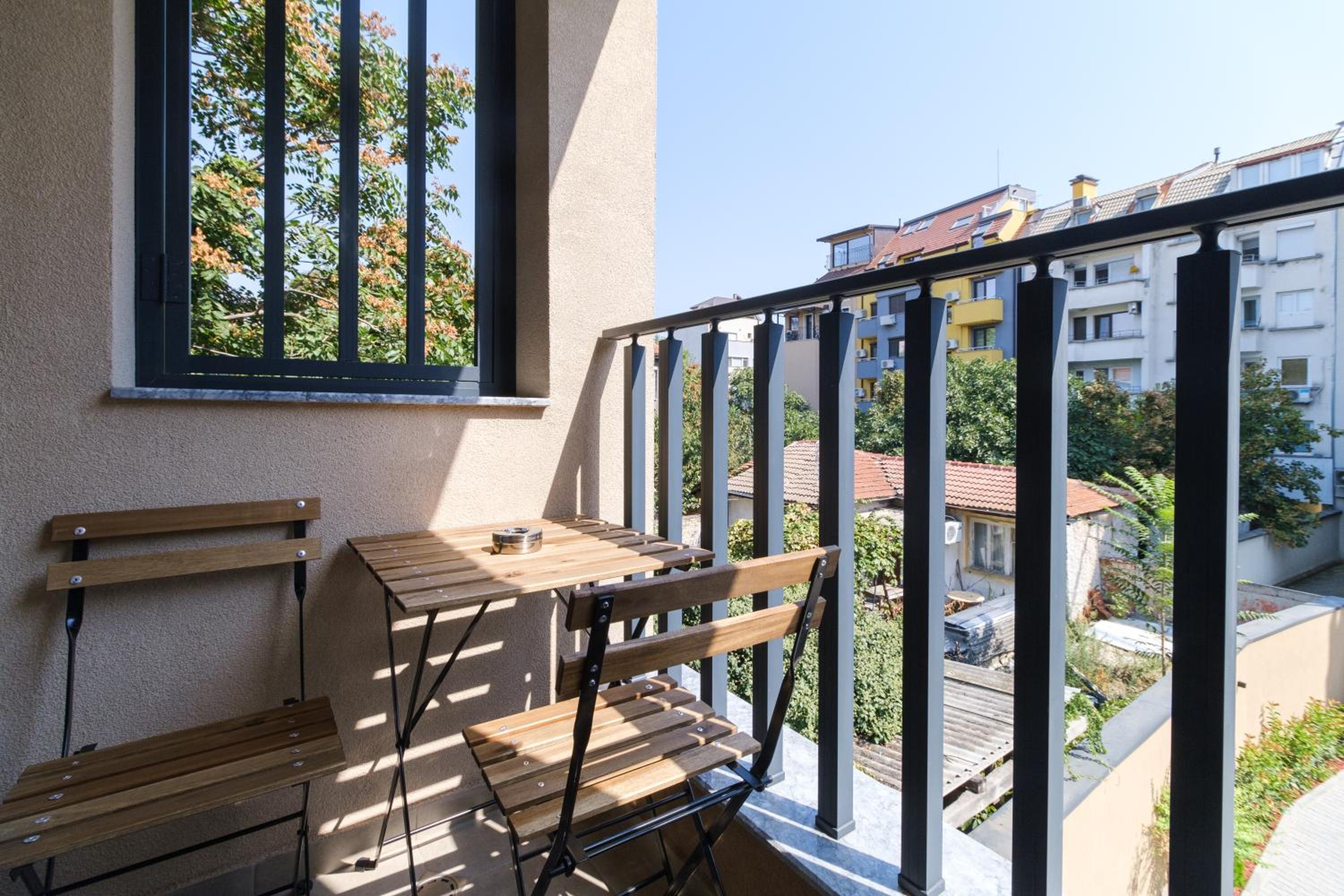 LDV 13 1-Bedroom Apartments Free private parking