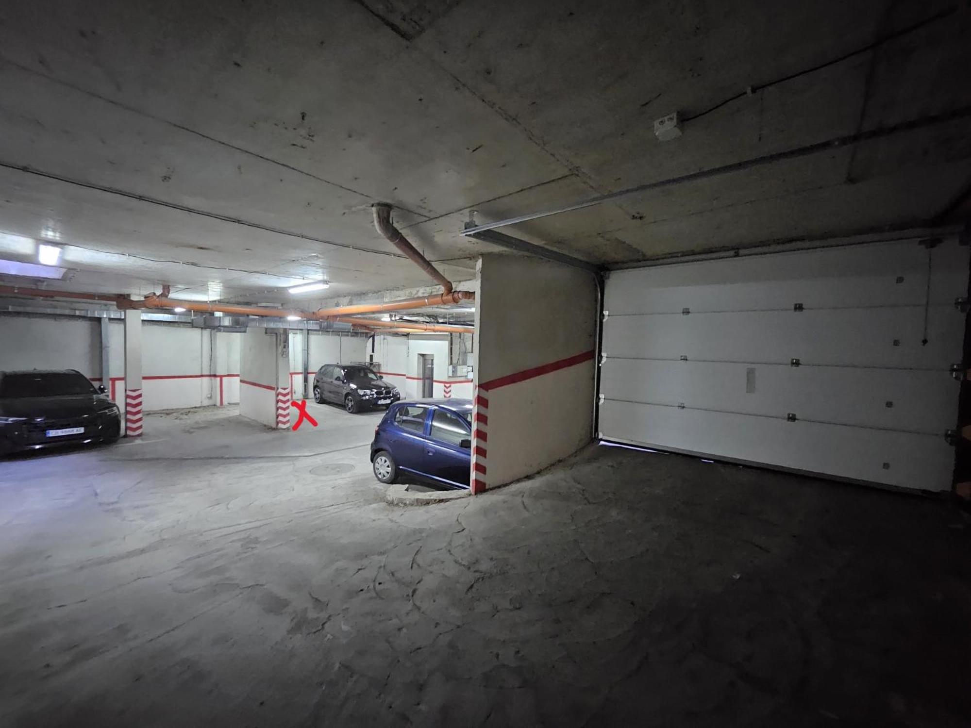 DownТown - FREE PARKING
