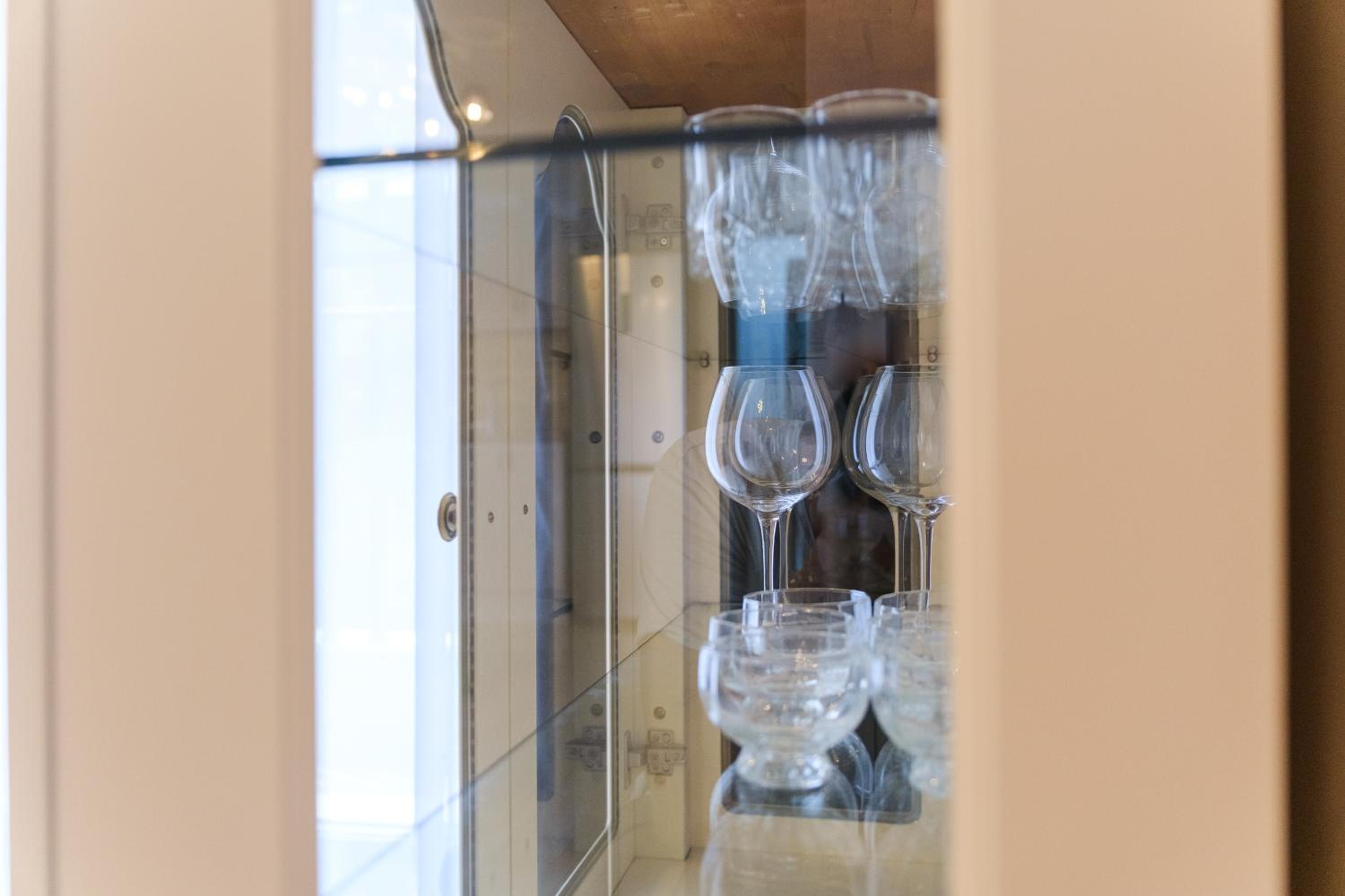 LDV 13 1-Bedroom Apartments Free private parking